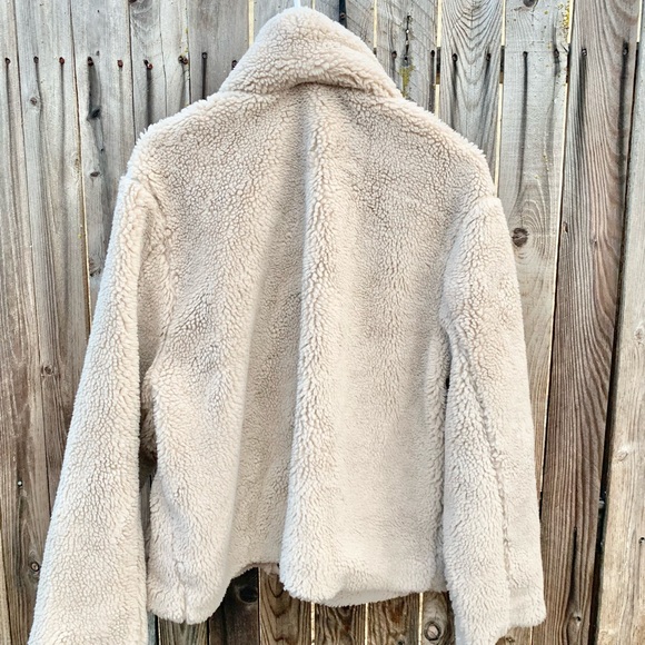 Oversized Mocha Latte Old Navy Sherpa Jacket size XL - Picture 6 of 6